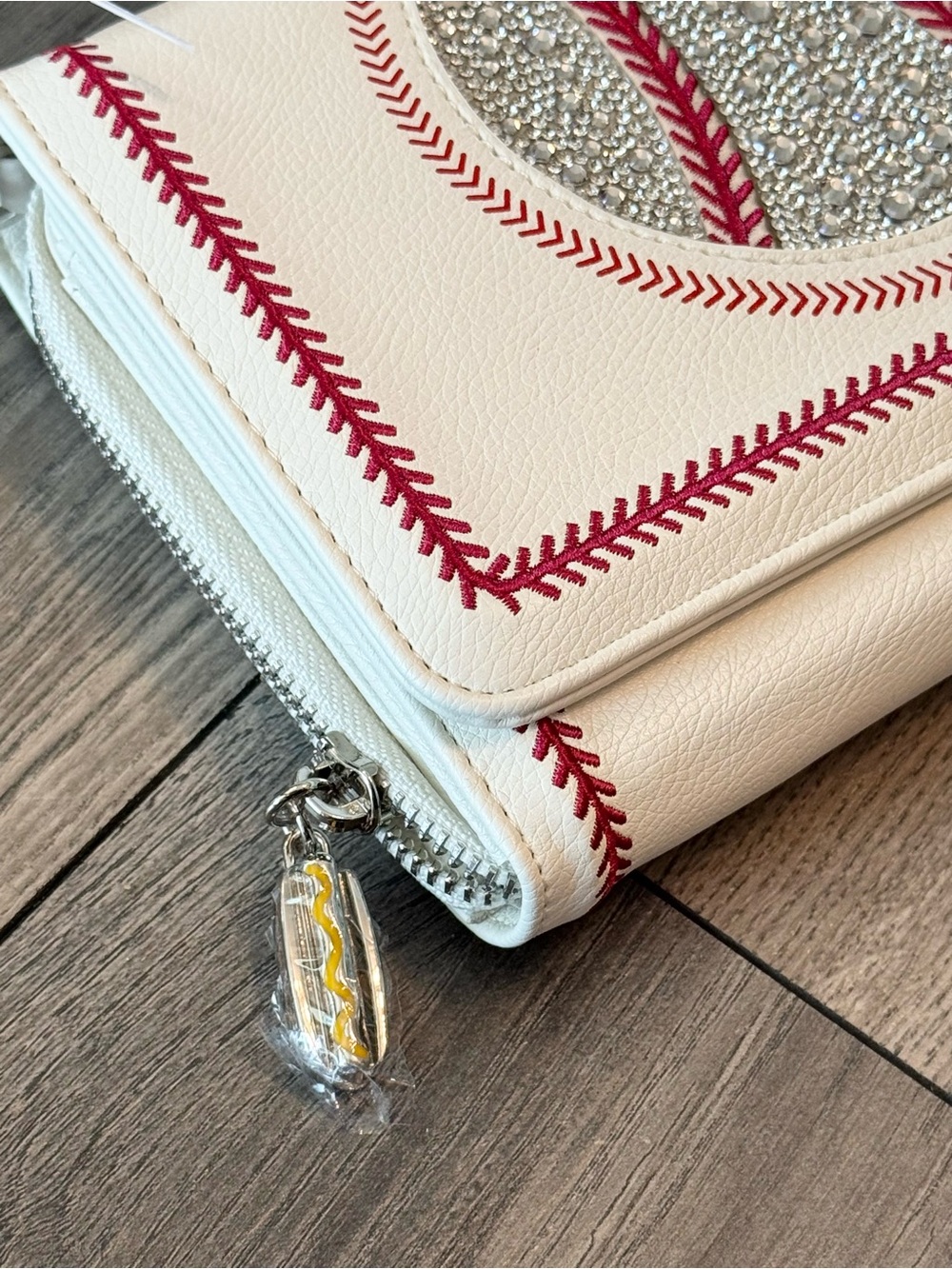 Betsey Johnson Baseball Crossbody Wallet Purse NWT Rhinestone Game Day Bag - Picture 5 of 11